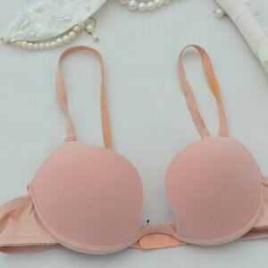 Padded Deep V Neckline Minimalist Bra GU